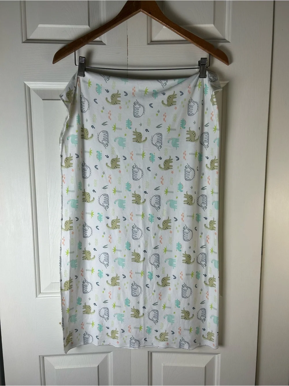 Dream Gro Dinosaur Baby Swaddle Blanket Stretchy Thin White Green Blue Tan Tree